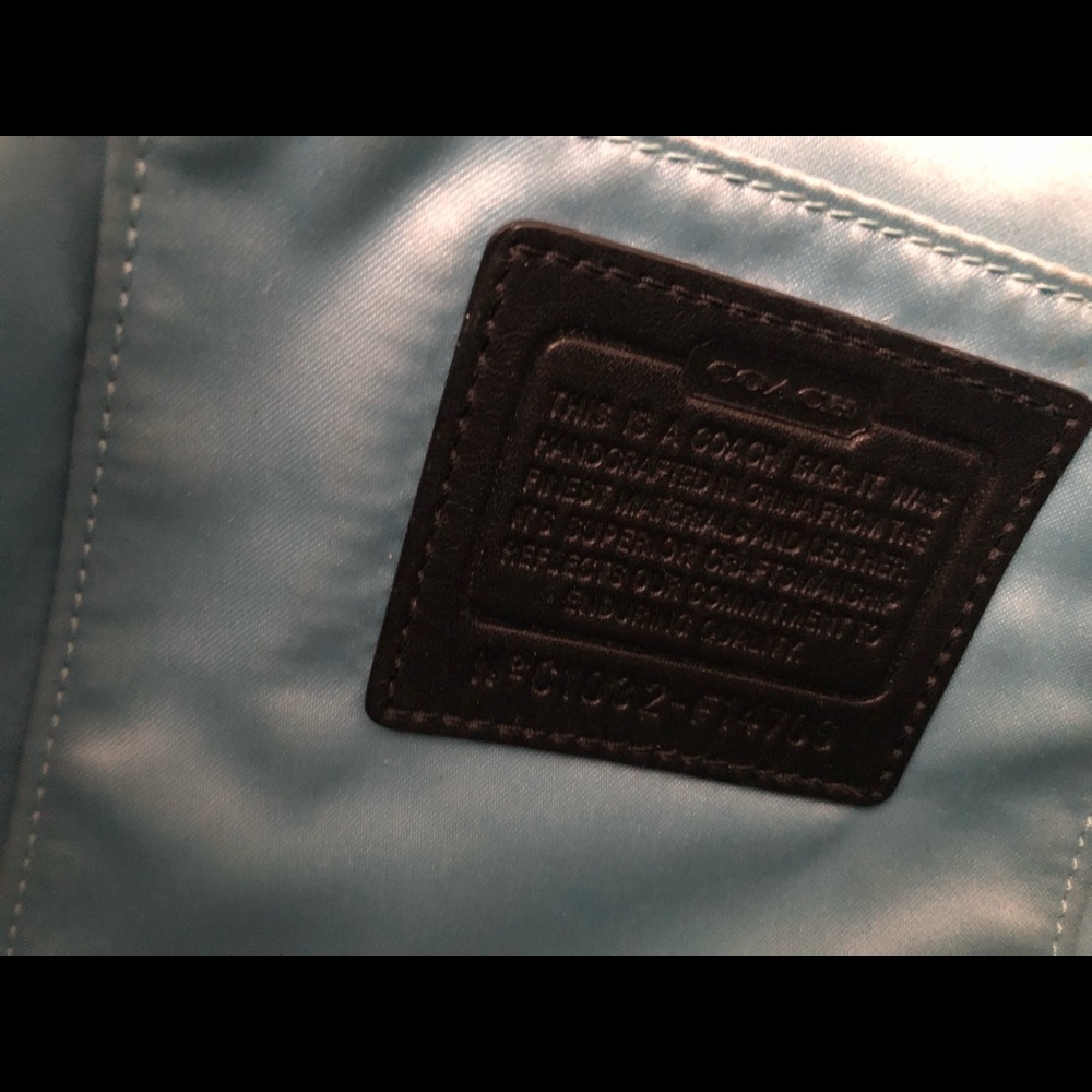 Zoe Style Coach Handbag - Picture 5 of 6